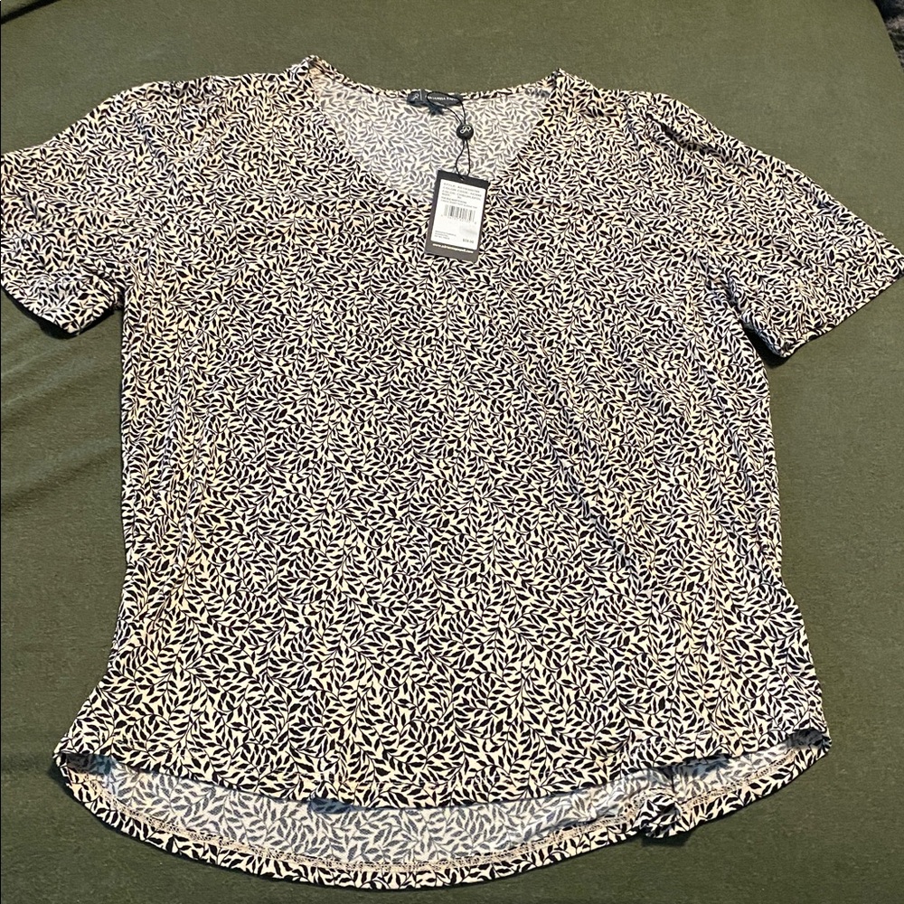 Adrianna Papell Women's Black and Cream/Beige Printed Short Sleeve Top